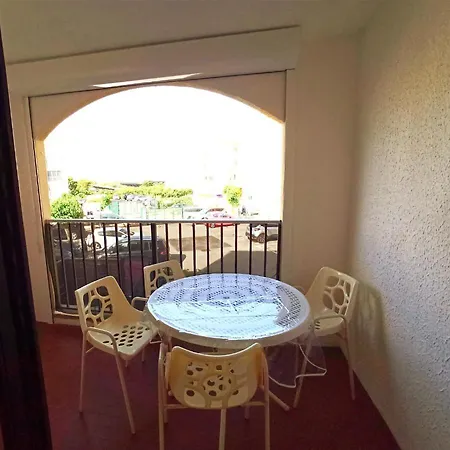 Appartement Cap D 200m Du Mole Acces Direct Aux Rues Pietonnes Agde